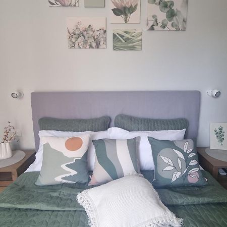 Casa Di Catalina Apartment ฟาวีญานา ภายนอก รูปภาพ