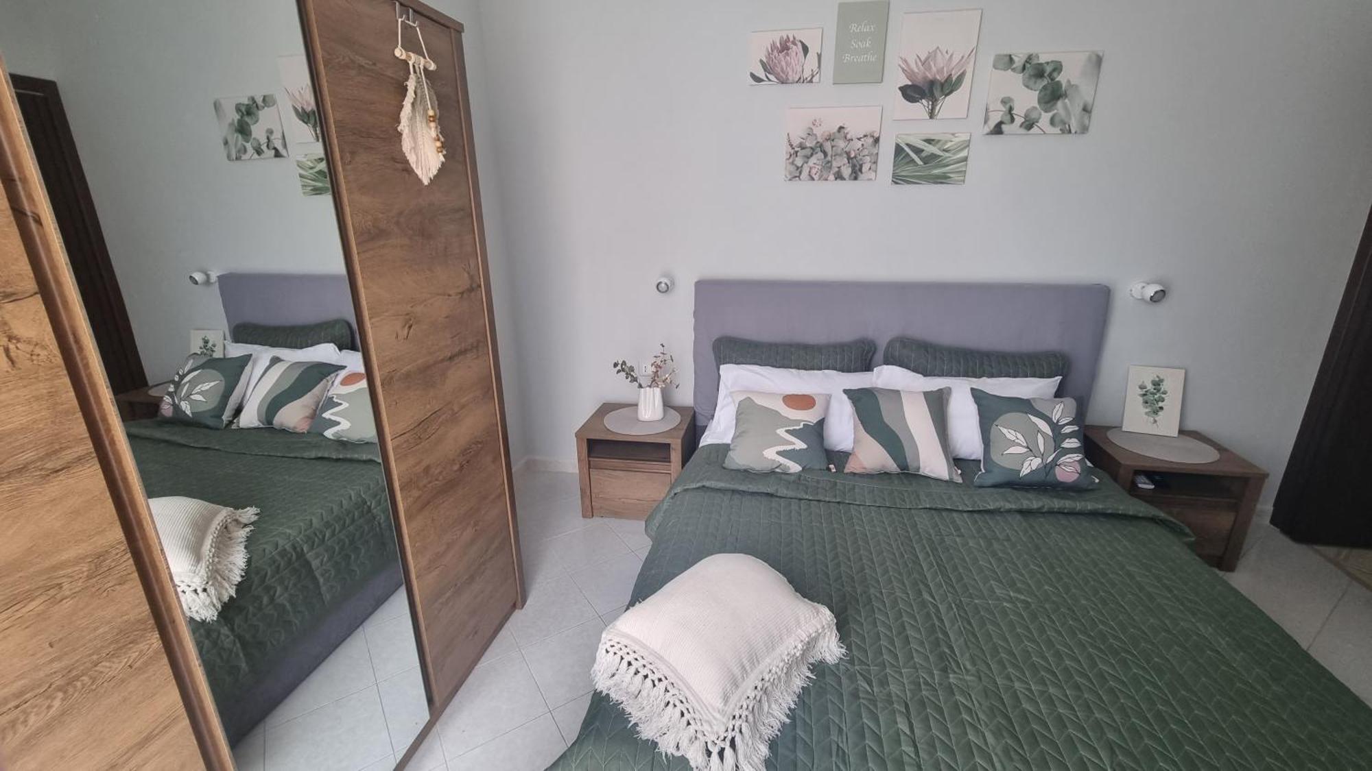 Casa Di Catalina Apartment ฟาวีญานา ภายนอก รูปภาพ