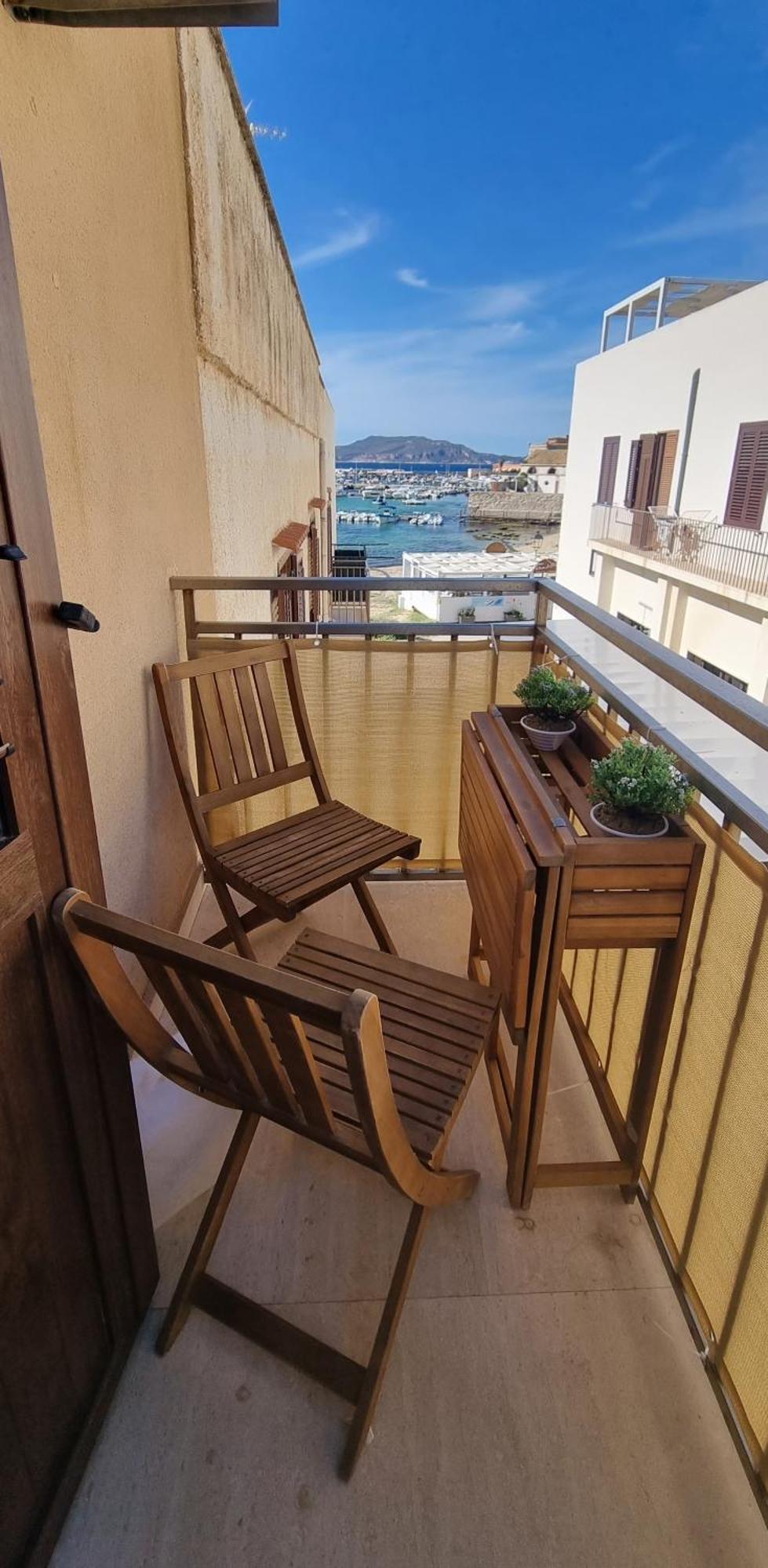 Casa Di Catalina Apartment ฟาวีญานา ภายนอก รูปภาพ
